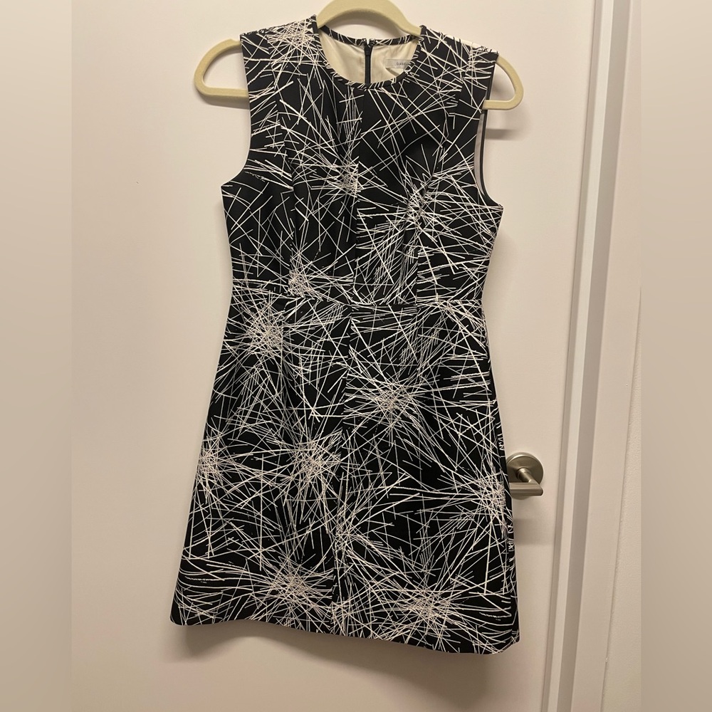 Diane Von Furstenberg Black and white patterned dress